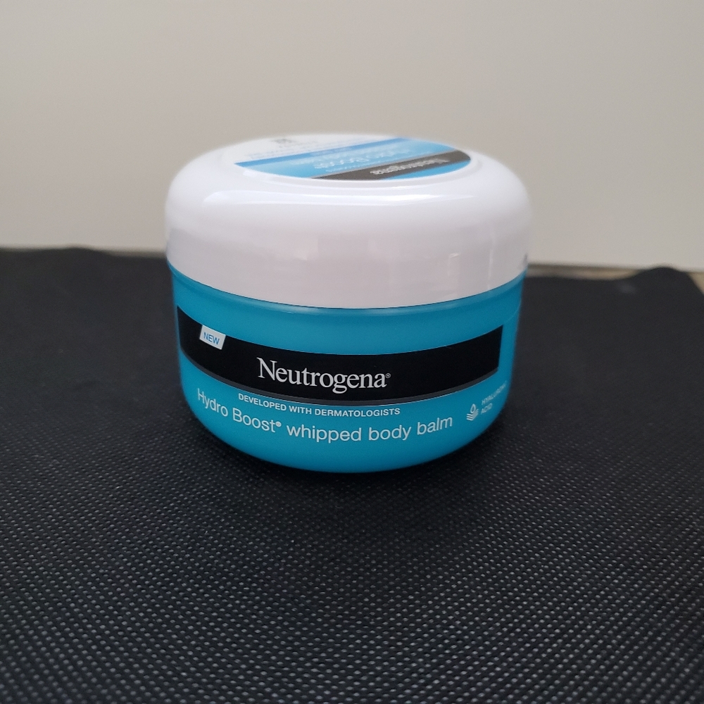 NEUTROGENA HYDRO BOOST WITH WHIPPED BODY BALM